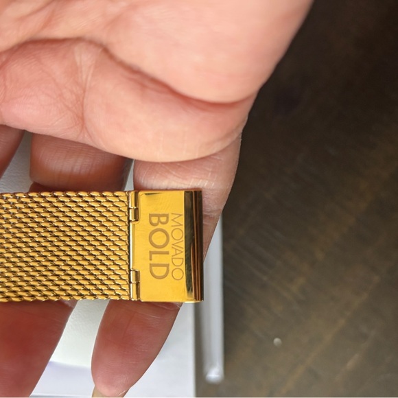 Movado Gold Women or Men's Watch with Mesh Strap - Picture 7 of 11